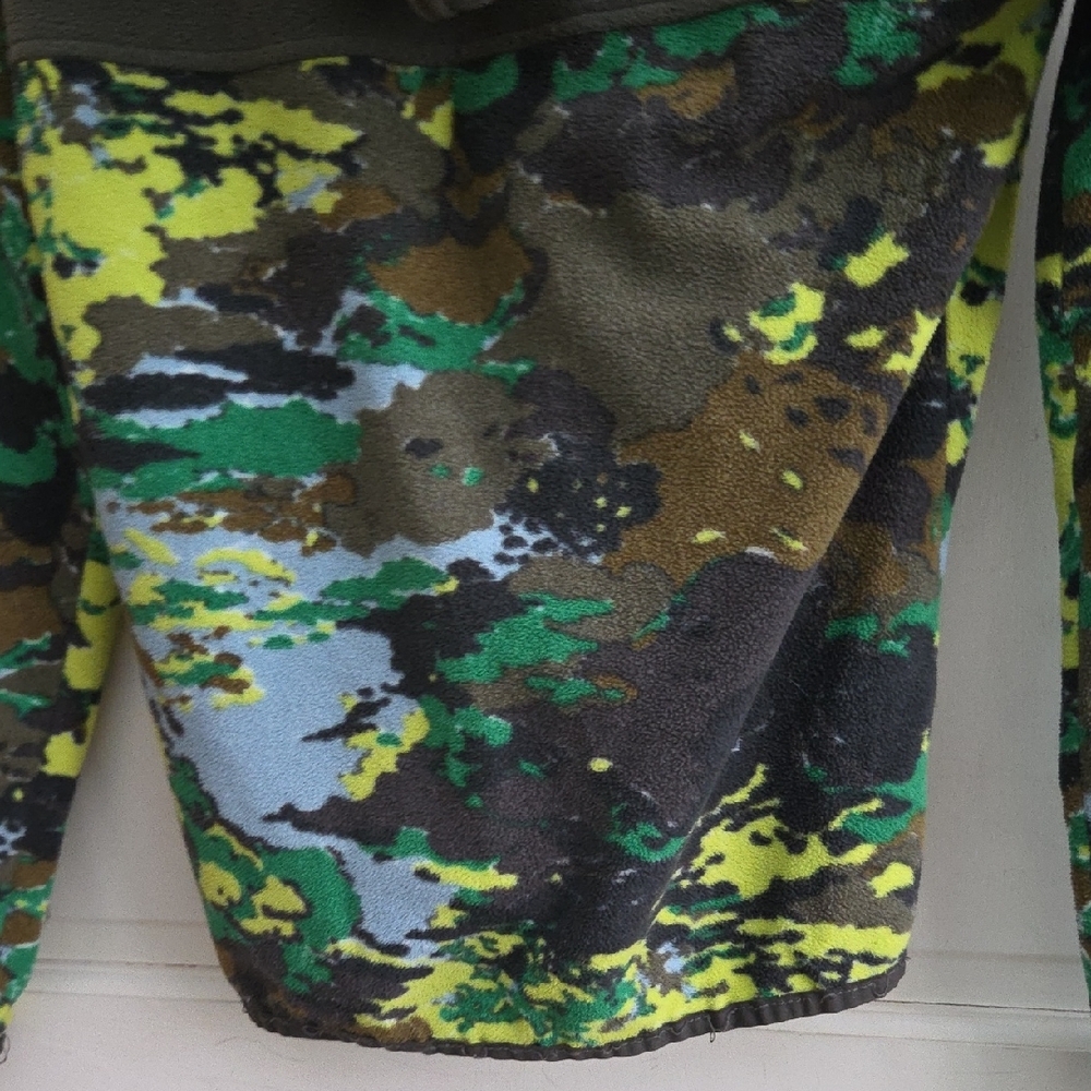 The North Face Multicolor Camouflage Fleece Jacket - Picture 4 of 6